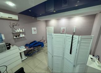 Сдается в аренду помещение свободного назначения, 22 м2, Ялта, улица Руданского, 8Б