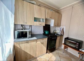 Продажа 2-комнатной квартиры, 42.3 м2, Калининград, улица Багратиона, 108