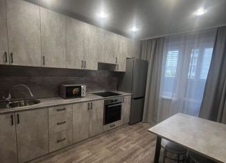 Сдаю в аренду однокомнатную квартиру, 37 м2, Республика Башкортостан, улица Пархоменко, 151/2