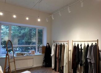 Продается торговая площадь, 42 м2, Грозный, улица Сайпуддина Шарпудиновича Лорсанова, 9