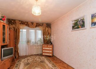 Двухкомнатная квартира на продажу, 57 м2, Тюмень, улица Демьяна Бедного, 83