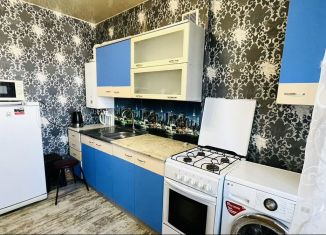 Продам однокомнатную квартиру, 50 м2, Таганрог, улица Адмирала Крюйса, 23/2, ЖК Солнечный Берег