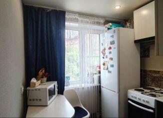 Продам 3-комнатную квартиру, 47.9 м2, Абакан, Красноярская улица, 6