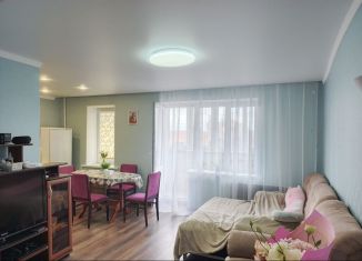 Продается двухкомнатная квартира, 57.6 м2, Курск, улица Халтурина, 3