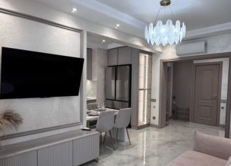 Сдаю 2-ком. квартиру, 78 м2, Сочи, Ясногорская улица, 16/6к1, микрорайон Бытха