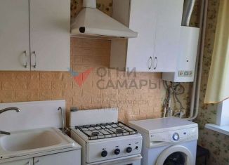 Продается 1-комнатная квартира, 30.2 м2, Бугуруслан, 2-й микрорайон, 33А