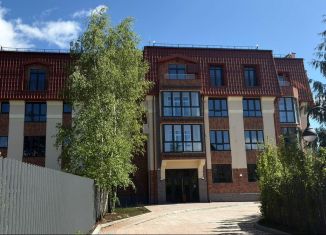 Продаю 2-комнатную квартиру, 78.9 м2, Калининград, улица Ватутина, 38А