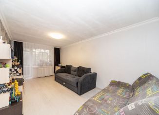 Продается 1-комнатная квартира, 30.1 м2, Пермь, Белоевская улица, 3