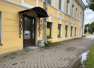 Продаю помещение свободного назначения, 166 м2, Кингисепп, проспект Карла Маркса, 4