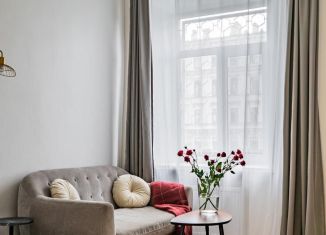 Сдача в аренду 2-комнатной квартиры, 55.5 м2, Санкт-Петербург, улица Декабристов, 29