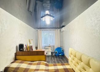 Продается 2-ком. квартира, 46.2 м2, Магнитогорск, улица Грязнова, 30