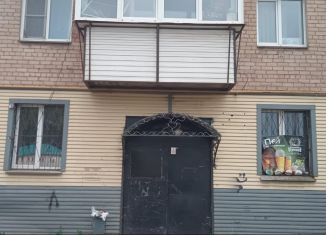 Продаю торговую площадь, 44 м2, Копейск, улица Меховова, 2А