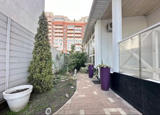 Продаю 3-комнатную квартиру, 100 м2, Краснодар, микрорайон Завод Радиоизмерительных Приборов, Российская улица, 369А