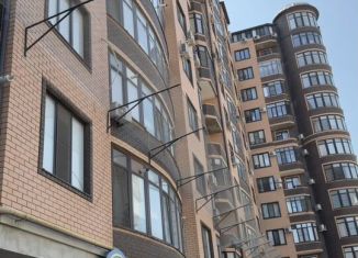 Продаю двухкомнатную квартиру, 85.3 м2, Дагестан, улица Устарбекова, 6