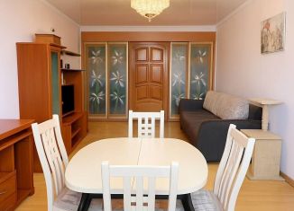 Продам трехкомнатную квартиру, 90 м2, Йошкар-Ола, улица Машиностроителей, 4В, 2-й микрорайон