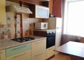 Продажа 2-комнатной квартиры, 50 м2, Тула, улица Максима Горького, 12