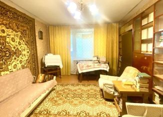 Продаю двухкомнатную квартиру, 49.3 м2, Кирово-Чепецк, проспект Кирова, 21/1