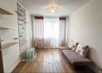 Продаю 2-комнатную квартиру, 40 м2, Печоры, площадь Победы, 4