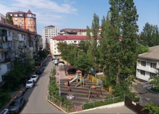 Продам трехкомнатную квартиру, 61 м2, Махачкала, проспект Имама Шамиля, 41Б