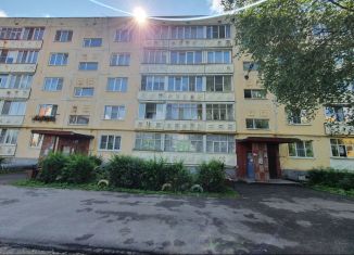 Продам 3-ком. квартиру, 64 м2, Наволоки, Октябрьская улица, 6