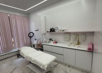 Сдается в аренду офис, 15 м2, Чувашия, улица Калинина, 25