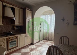 Продам трехкомнатную квартиру, 96 м2, Казань, улица Юлиуса Фучика, 12А