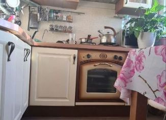 Продажа 4-ком. квартиры, 65 м2, Котлас, улица Герцена, 16А