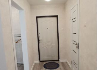 Сдам 1-ком. квартиру, 35 м2, Хабаровск, улица Героев Пассаров, 10/5