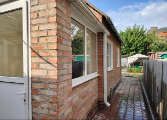 Сдам в аренду дом, 30 м2, Азов, Петровская площадь