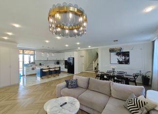 Продажа дома, 250 м2, село Витязево, улица Горького