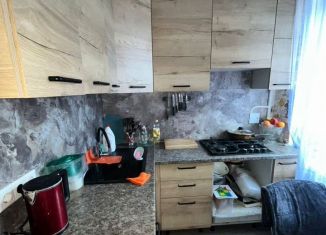 Двухкомнатная квартира на продажу, 42.5 м2, Лобня, улица Ленина, 27к1