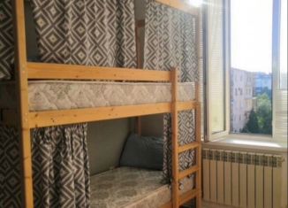 Сдам комнату, 20 м2, Махачкала, улица Братьев Мугуевых, 8