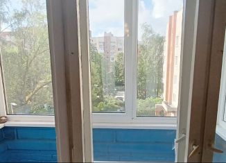 Продается 1-ком. квартира, 35 м2, Петергоф, Чебышёвская улица, 4к1