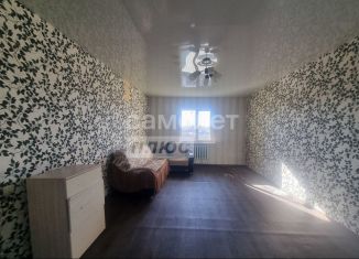 Продается двухкомнатная квартира, 62.3 м2, село Иглино, улица Чапаева, 21/2