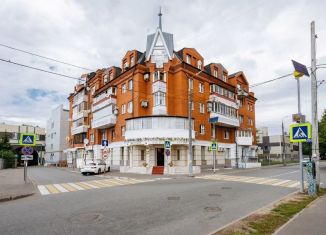 Продам 2-ком. квартиру, 112.2 м2, Татарстан, улица Калинина, 37