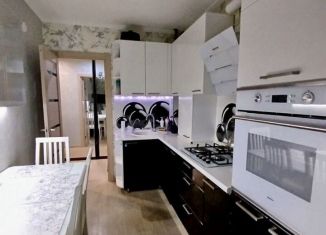 Продаю 2-ком. квартиру, 52 м2, Йошкар-Ола, улица Прохорова, 46, микрорайон 9В