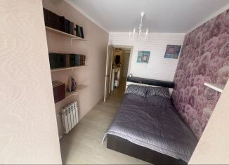 Продается четырехкомнатная квартира, 62 м2, Ставрополь, улица Льва Толстого, 22