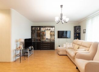 Продается четырехкомнатная квартира, 111.2 м2, Карелия, Питкярантская улица, 14