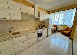 1-ком. квартира в аренду, 40 м2, Краснодар, улица имени Сергея Есенина, 108/5, Музыкальный микрорайон