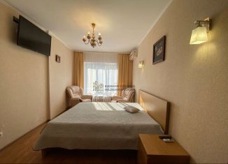 Сдаю в аренду двухкомнатную квартиру, 77 м2, Уфа, улица Запотоцкого, 12