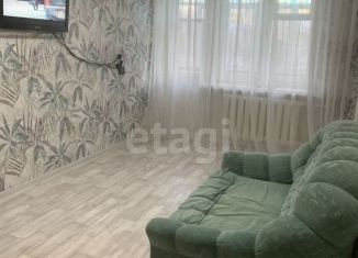 Продаю 1-ком. квартиру, 30 м2, Верхняя Пышма, улица Кривоусова, 34