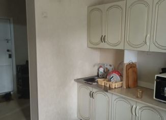 Продам 2-комнатную квартиру, 55 м2, Грозный, улица У.А. Садаева, 12, 1-й микрорайон