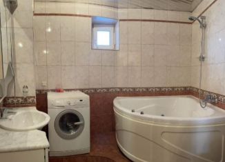 Сдается четырехкомнатная квартира, 113.6 м2, Санкт-Петербург, Комендантский проспект, 34к1