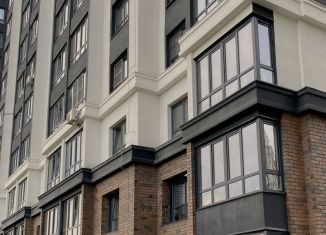 Продается 1-ком. квартира, 45 м2, Махачкала, Ленинский внутригородской район, проспект Насрутдинова, 170