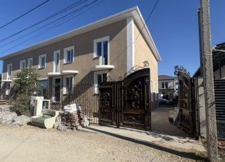 Продаю 2-комнатную квартиру, 46 м2, поселок городского типа Николаевка, улица Фёдорова, 15