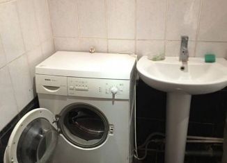 Сдам в аренду 2-ком. квартиру, 45 м2, Республика Башкортостан, улица Мубарякова, 10/1