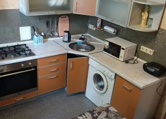 Однокомнатная квартира в аренду, 46 м2, Курск, улица Чехова, 3