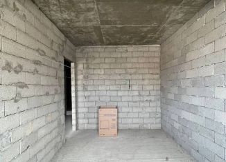 Продается 1-комнатная квартира, 48 м2, Махачкала, улица Даганова, 55