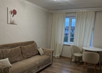 Продаю 1-комнатную квартиру, 16 м2, Владикавказ, улица Генерала Дзусова, 3к1Б, 13-й микрорайон