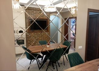 Продажа трехкомнатной квартиры, 90 м2, Калининград, Каменная улица, 19